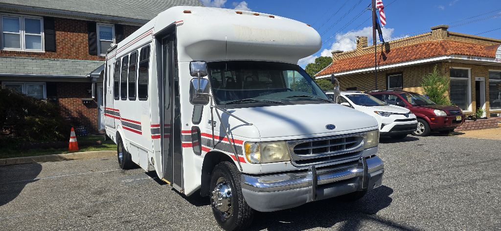 1998 Ford Econoline Image 3
