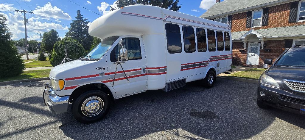 1998 Ford Econoline Image 27