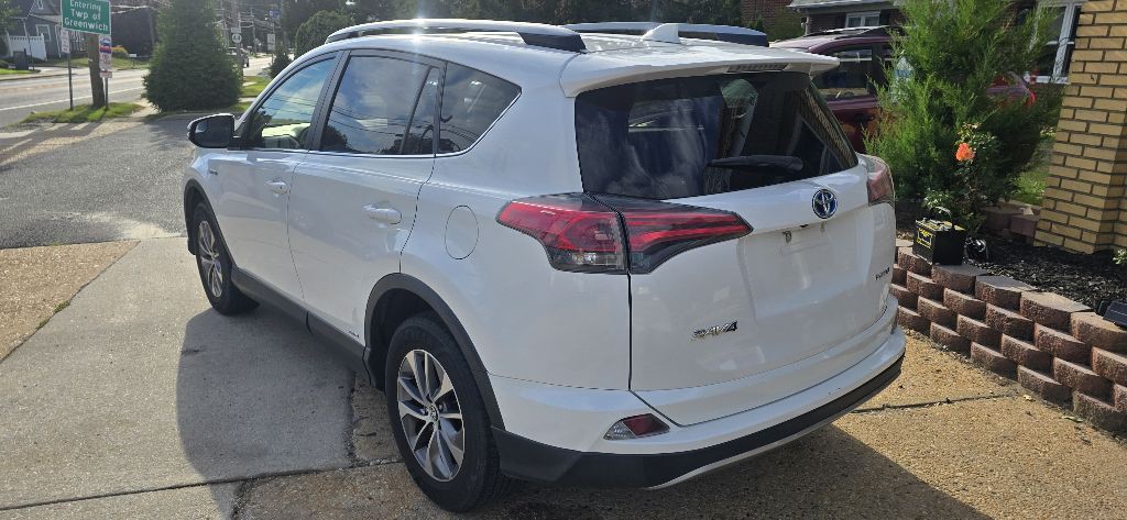2018 Toyota Rav4 Image 4