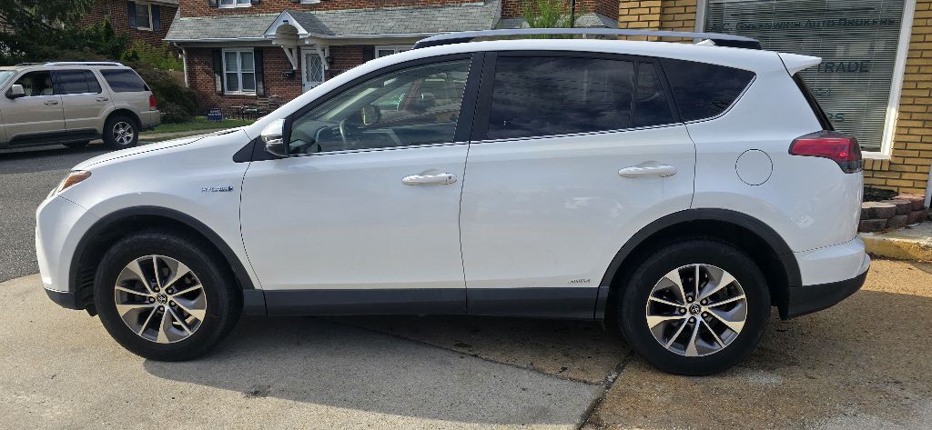2018 Toyota Rav4 Image 5