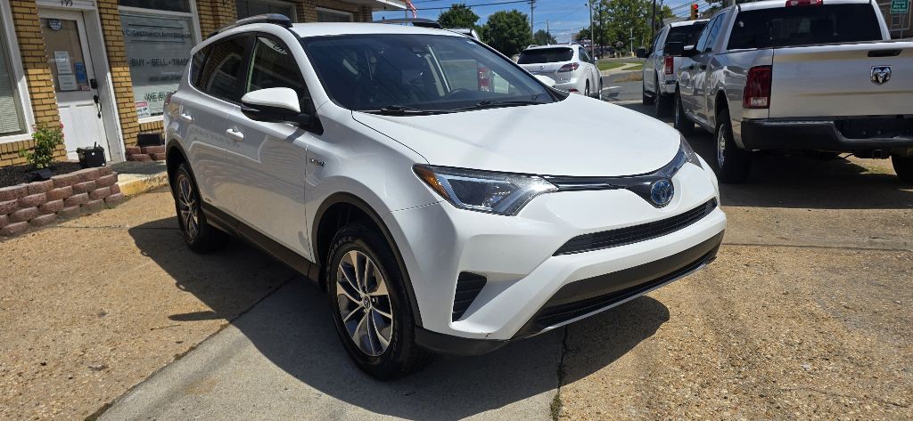 2018 Toyota Rav4 Image 2