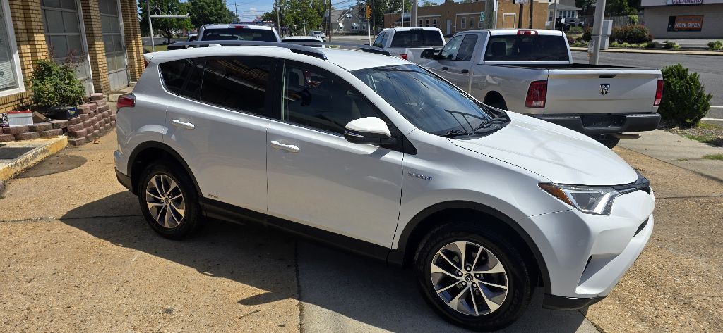 2018 Toyota Rav4 Image 4