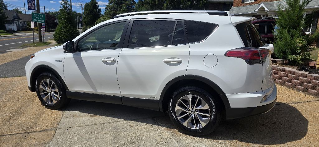 2018 Toyota Rav4 Image 5
