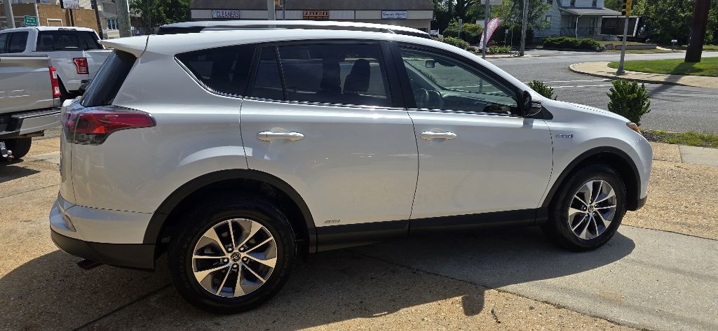 2018 Toyota Rav4 Image 6
