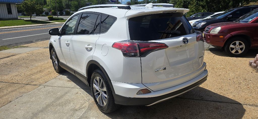 2018 Toyota Rav4 Image 13