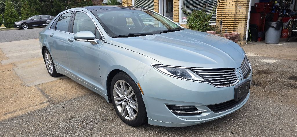 2014 Lincoln MKZ Image 1