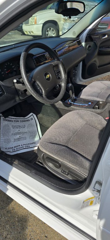 2016 Chevrolet Impala Image 14