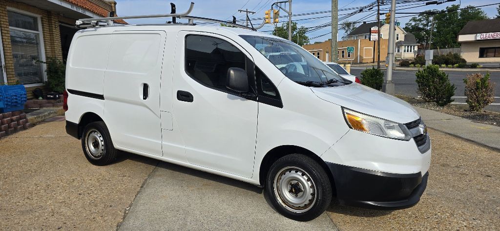 2015 Chevrolet Express Image 3