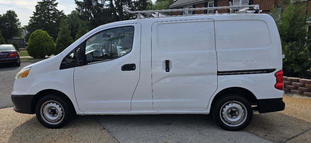 2015 Chevrolet Express Image 8