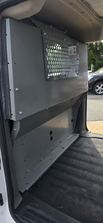 2015 Chevrolet Express Image 10