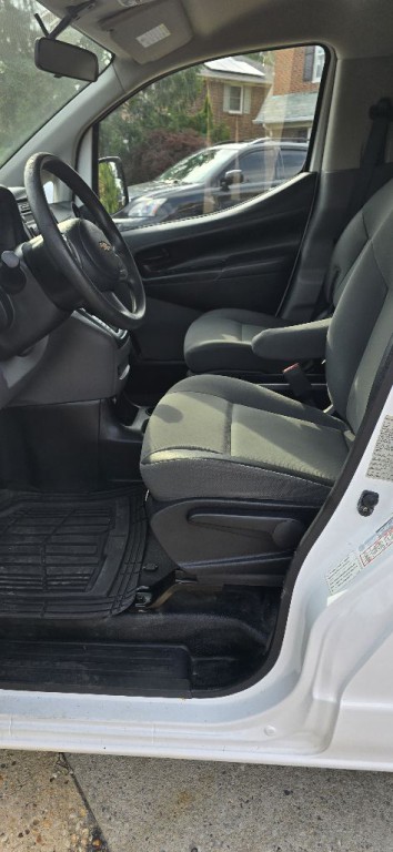 2015 Chevrolet Express Image 11