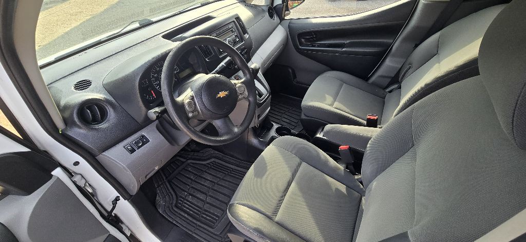 2015 Chevrolet Express Image 12