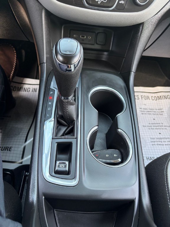 2019 Chevrolet Equinox Image 17