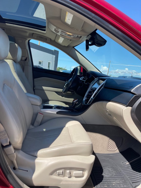 2013 Cadillac SRX Image 16