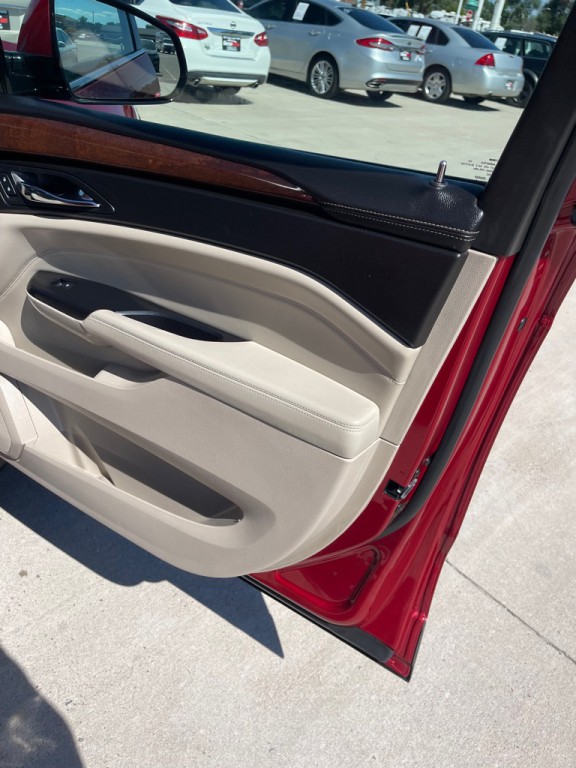 2013 Cadillac SRX Image 18