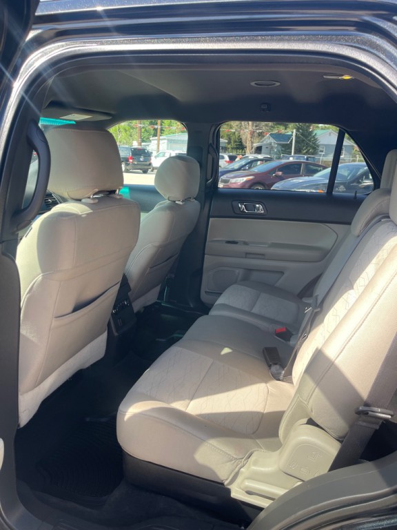 2015 Ford Explorer Image 11