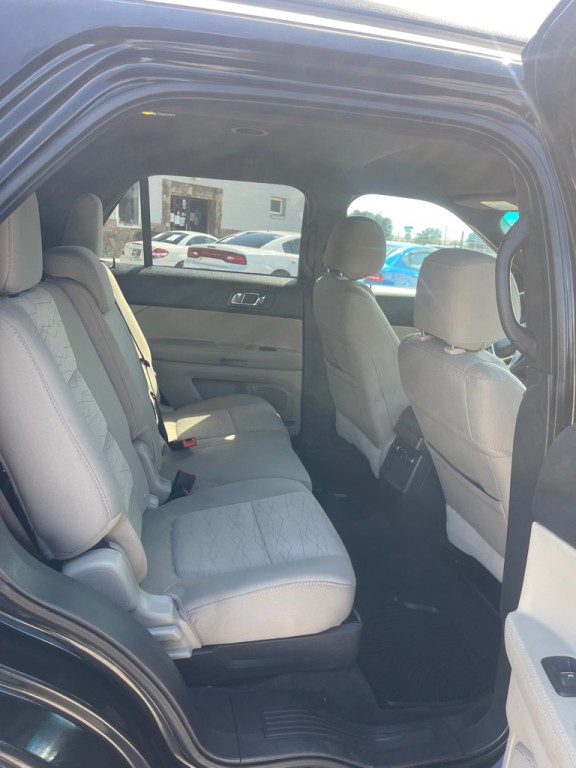 2015 Ford Explorer Image 15