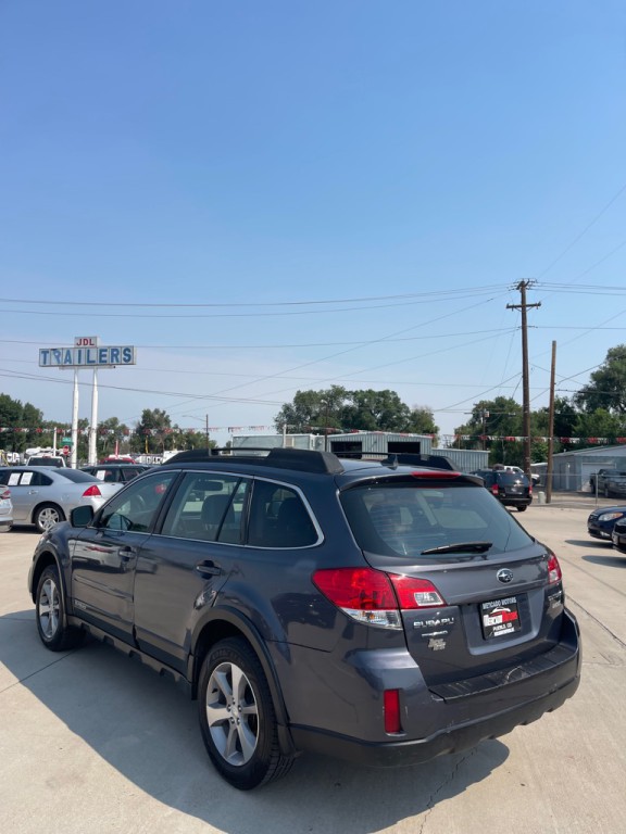 2014 Subaru Outback Image 5