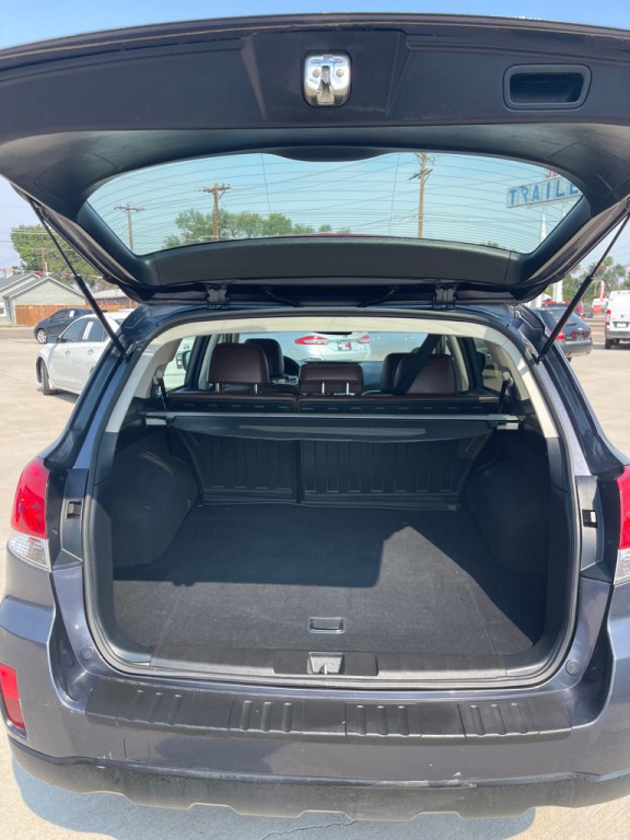 2014 Subaru Outback Image 13