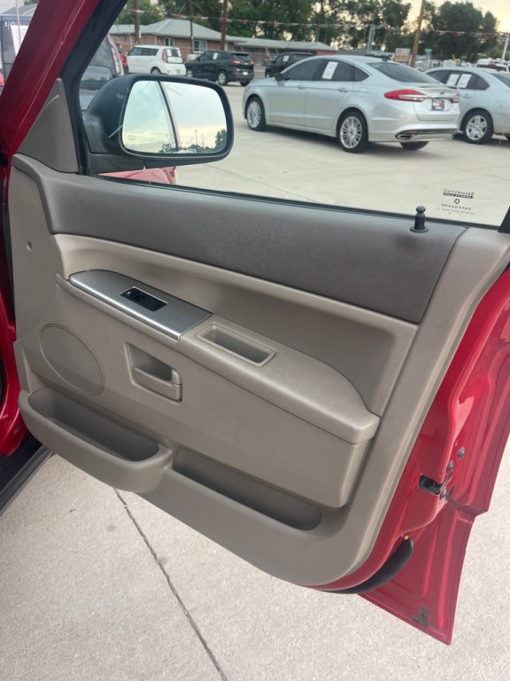 2005 Jeep Grand Cherokee Image 16