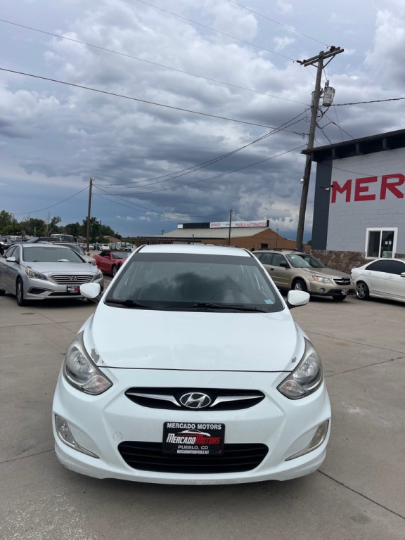 2012 Hyundai Accent Image 7