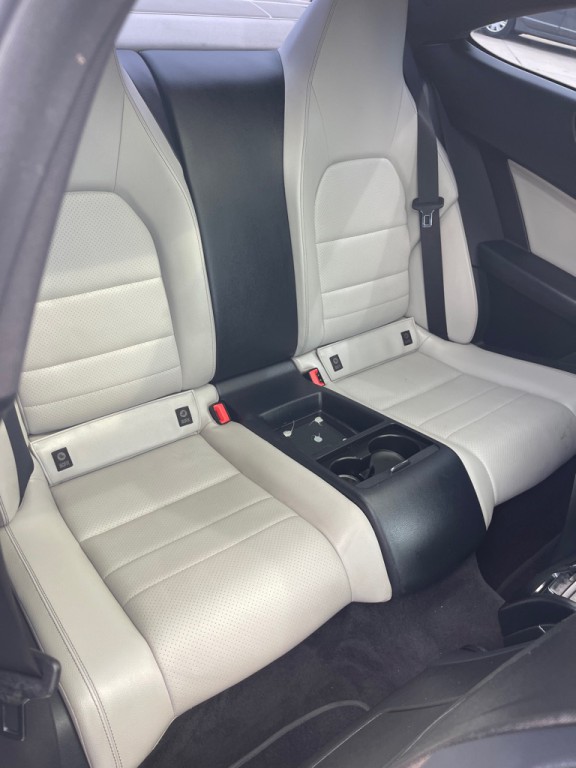 2013 Mercedes-Benz C-Class Image 14