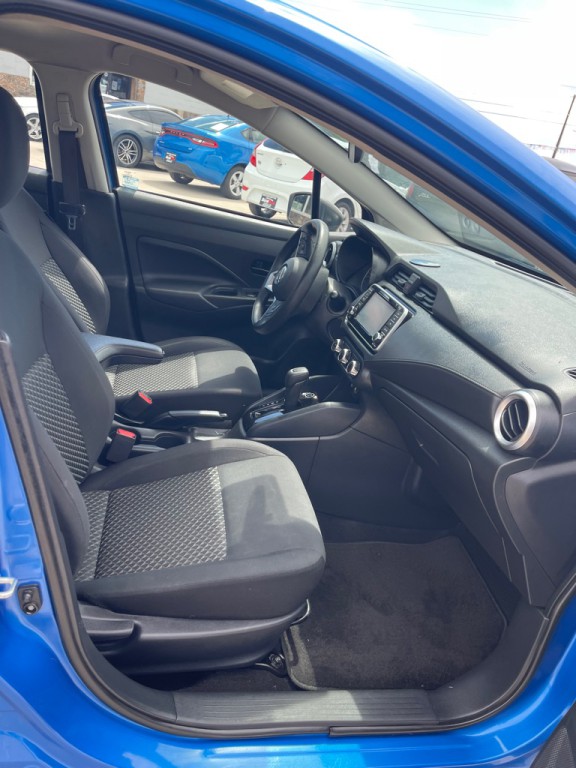 2021 Nissan Versa Image 15