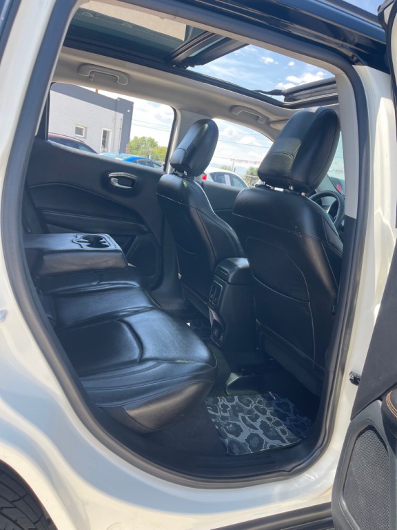 2018 Jeep Compass Image 14