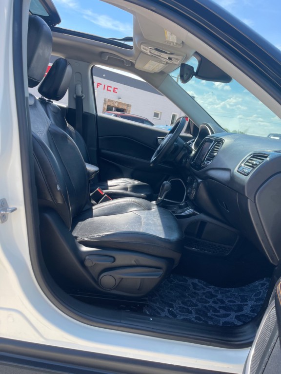 2018 Jeep Compass Image 15