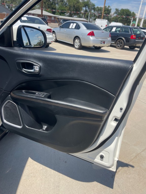 2018 Jeep Compass Image 17