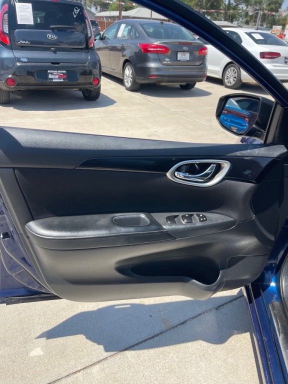 2019 Nissan Sentra Image 10