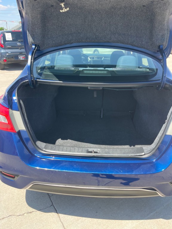 2019 Nissan Sentra Image 13