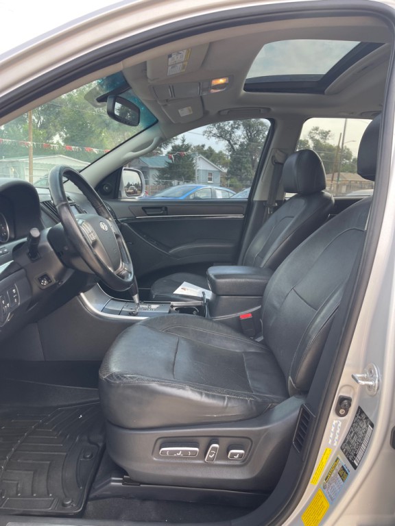 2011 Hyundai Veracruz Image 8
