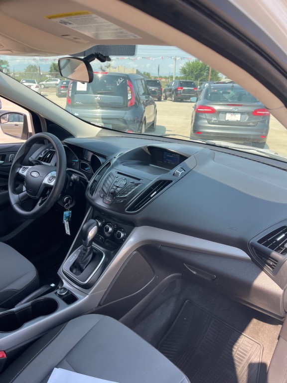 2013 Ford Escape Image 16