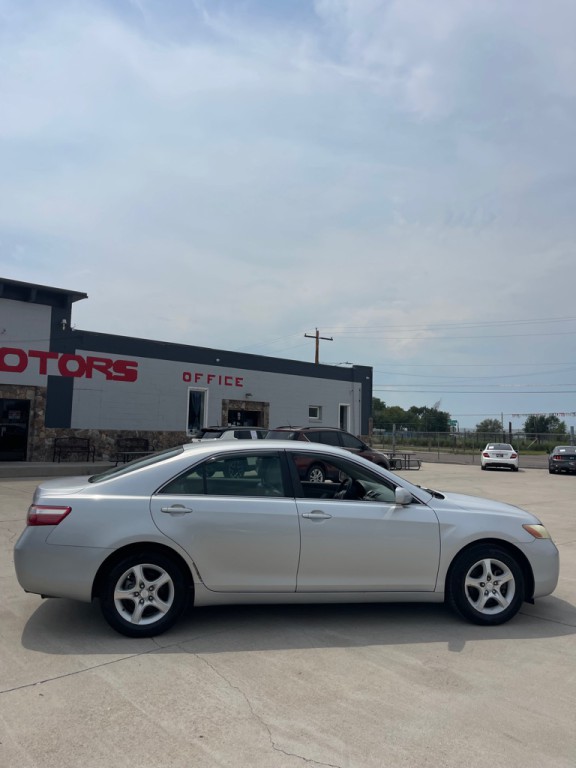 2007 Toyota Camry Image 2