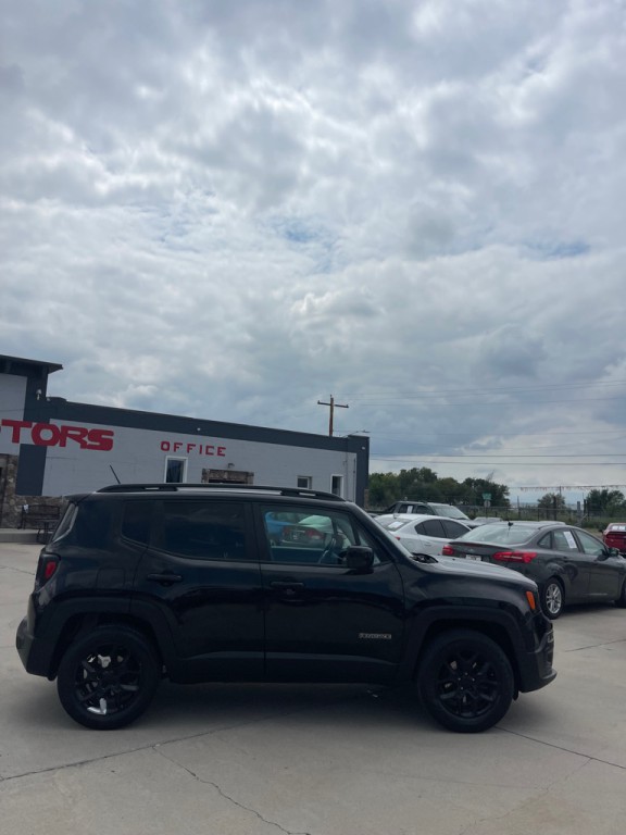2017 Jeep Renegade Image 2