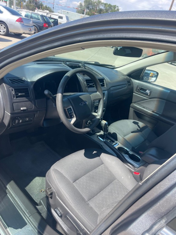 2010 Ford Fusion Image 9