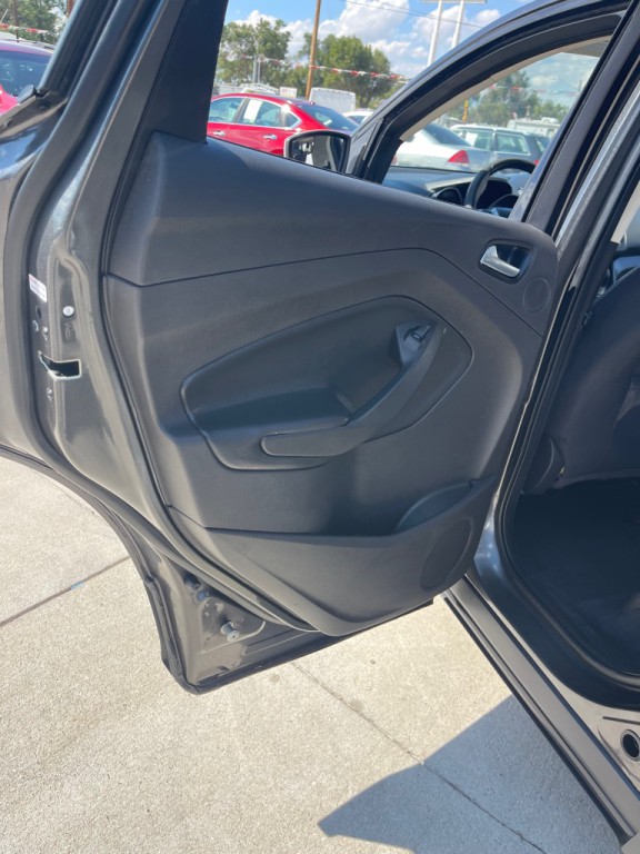2015 Ford Escape Image 11
