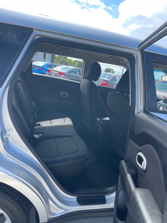 2016 Kia Soul Image 15