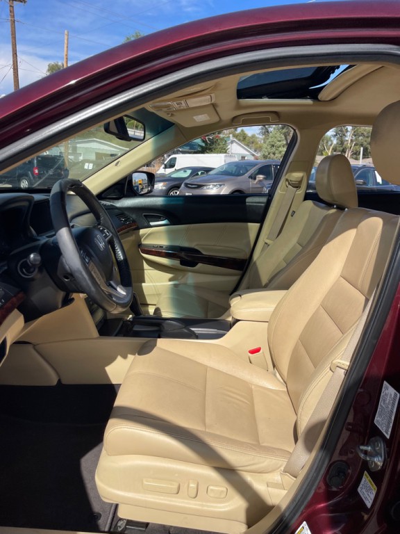 2012 Honda Crosstour Image 8