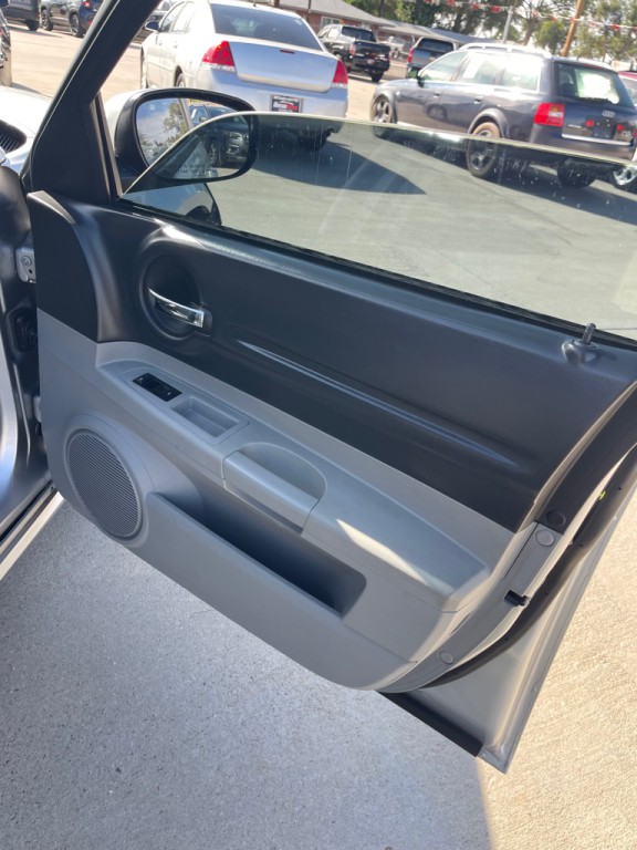 2006 Dodge Magnum Image 16