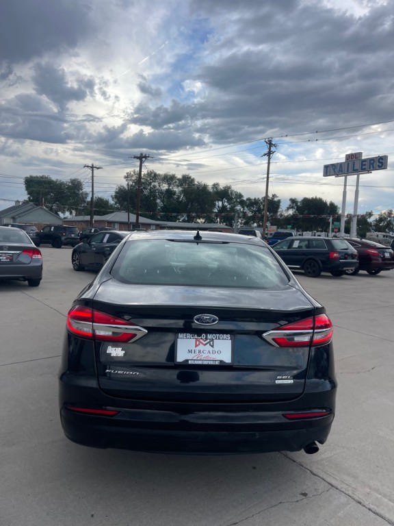 2020 Ford Fusion Image 4