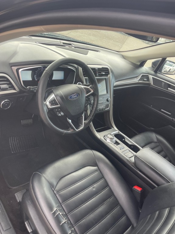 2020 Ford Fusion Image 8