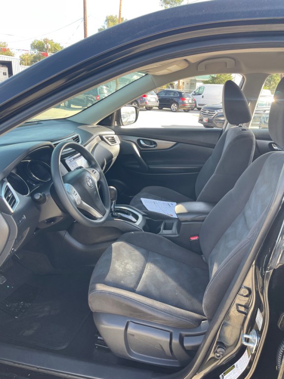 2015 Nissan Rogue Image 8