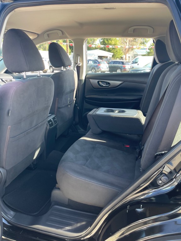 2015 Nissan Rogue Image 11