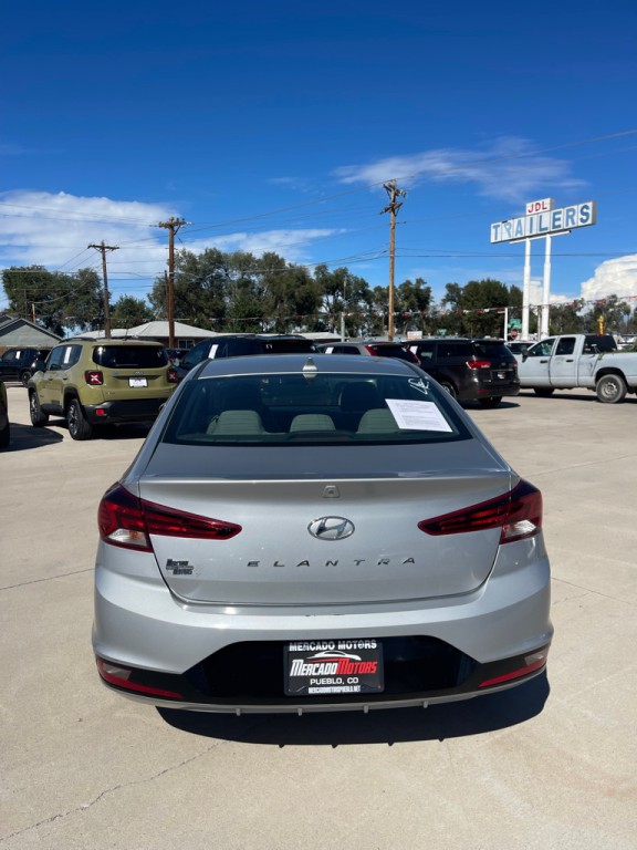 2020 Hyundai Elantra Image 4