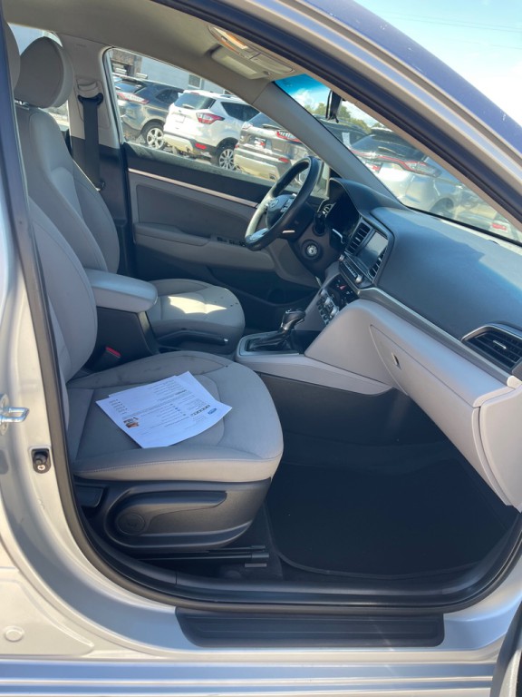 2020 Hyundai Elantra Image 14