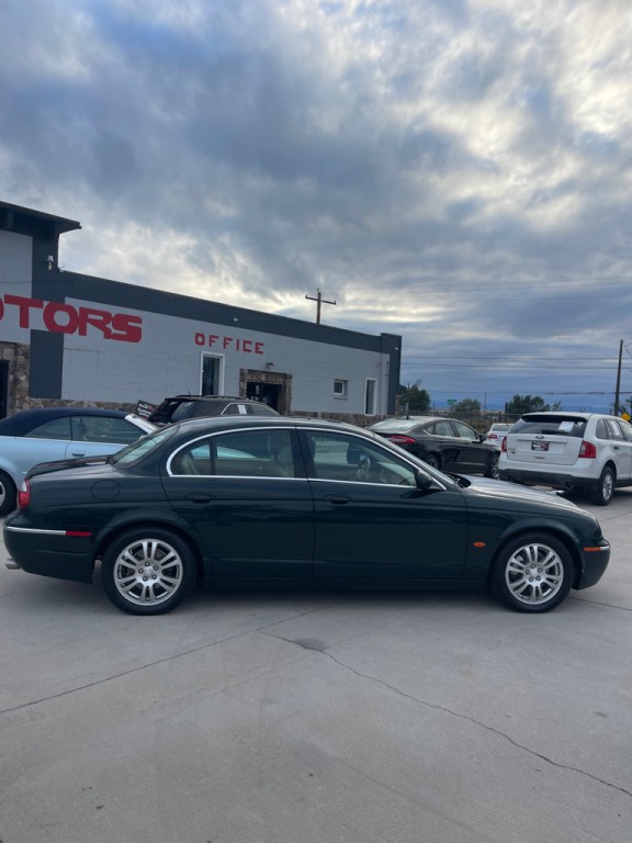 2005 Jaguar S-TYPE Image 2