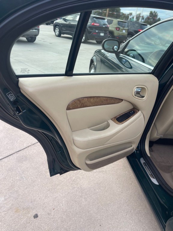 2005 Jaguar S-TYPE Image 12
