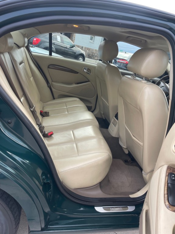 2005 Jaguar S-TYPE Image 13